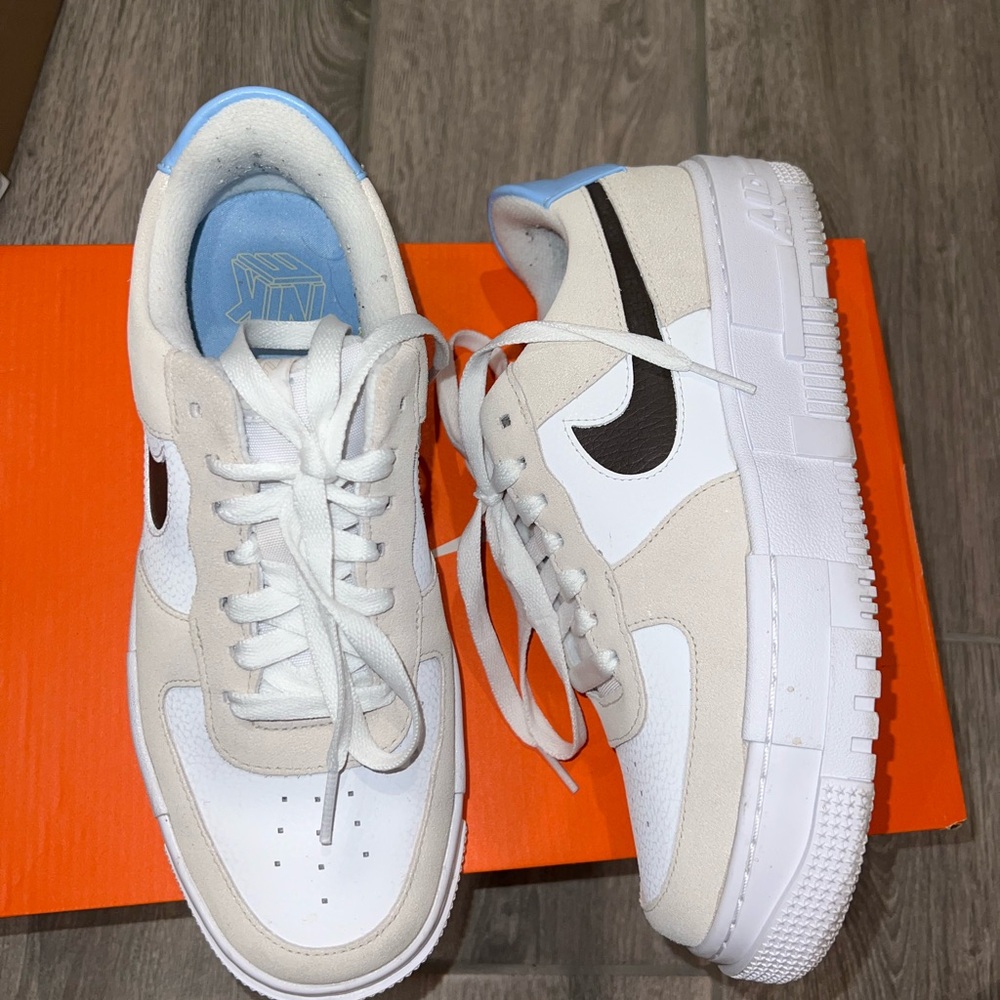 Nike Air Force 1 Pixel Desert Sand